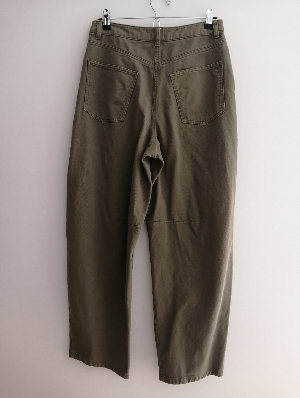 Aritzia Sunday Best Flan Barrel Leg Jeans Olive Green Size 10 - Picture 4 of 16